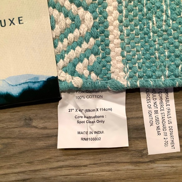 ARTISAN DE LUXE Handwoven Scatter Rug - Picture 3 of 3